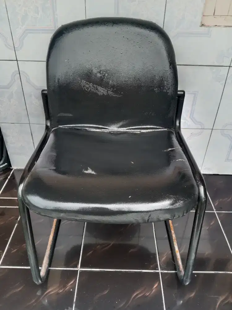 Kursi kantor full besi
