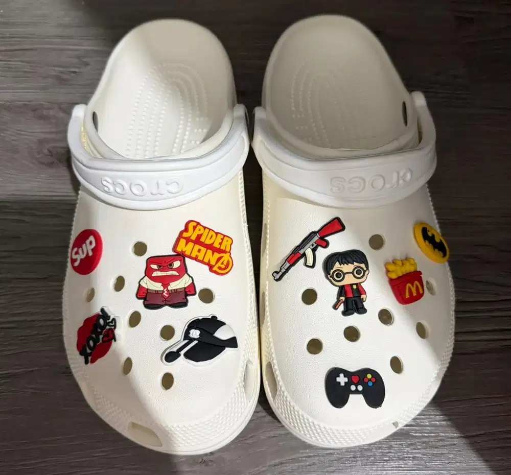 Crocs Broken White 41-42 (M9) Ori