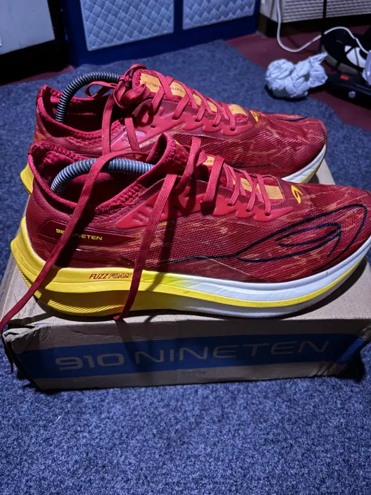 sepatu running nineten