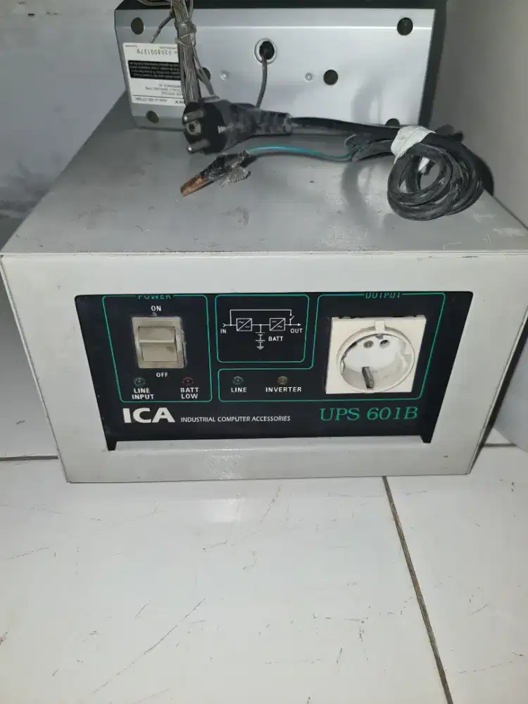 Ups untuk mati lampu komputer, kondisi aki lemah
