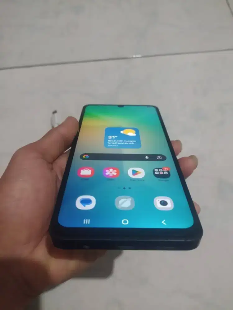 Samsung a6 kumplit siap anggo
