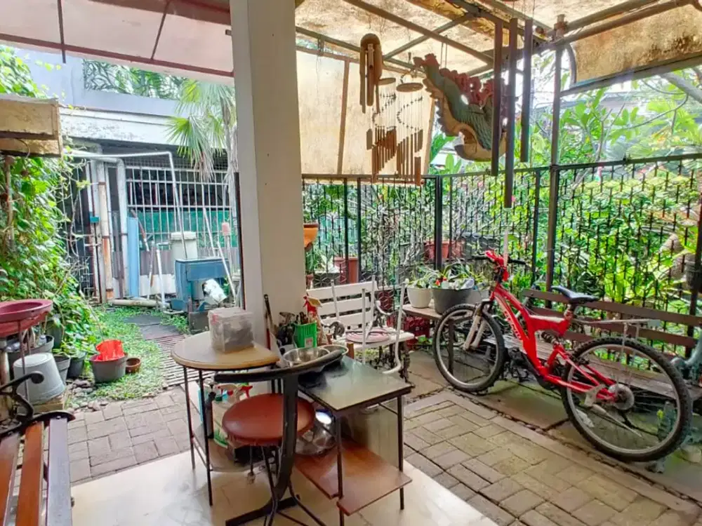 A117 Jual Murah Rumah Tua di Tawakal Raya Tomang S Parman Untuk Kost