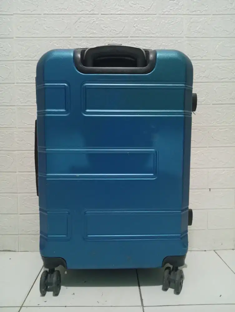 Koper Travel Medium 24-26 Inci