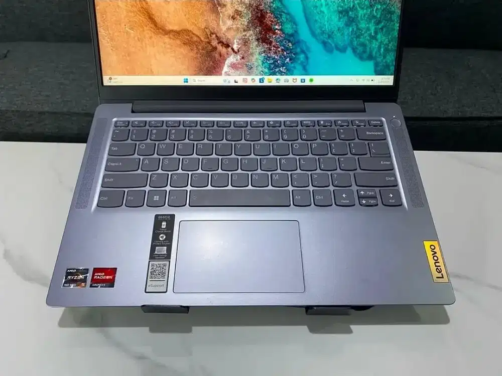 Lenovo Gaming Ideapad Slim 3 -14ABR8 Ryzen 5-7530U Ssd 512Gb fulsett