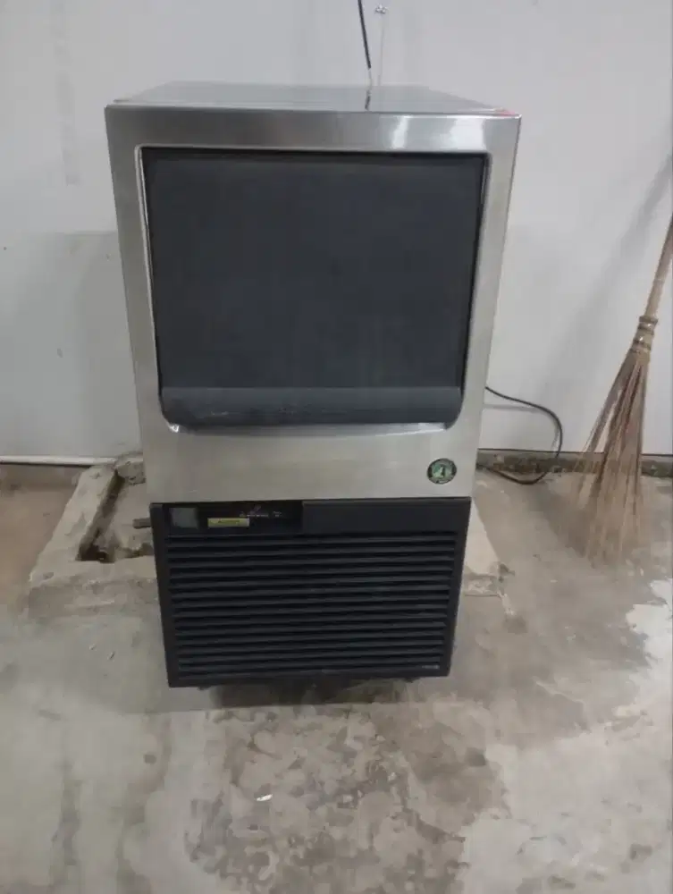 Ice Maker Hoshizaki