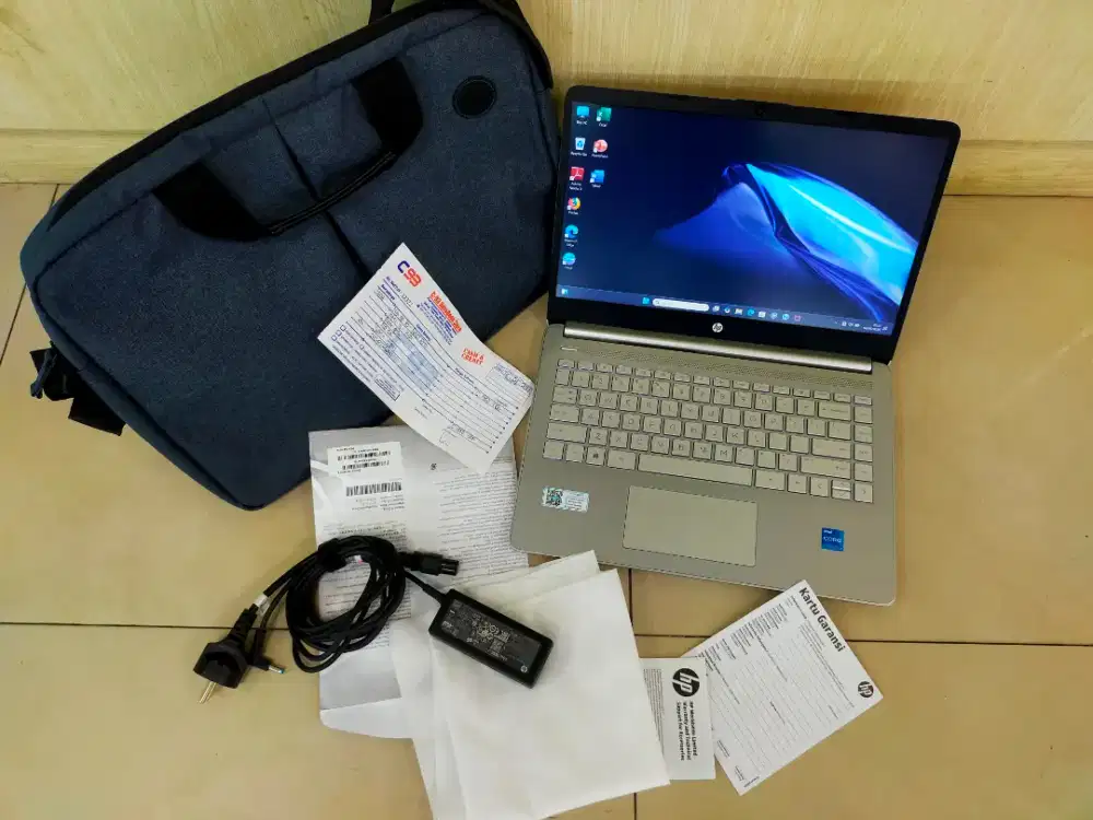 Dijual laptop HP 14s-dq Intel i3 gen 12 Ram 8GB DDR4 SSD 512GB GRNS on