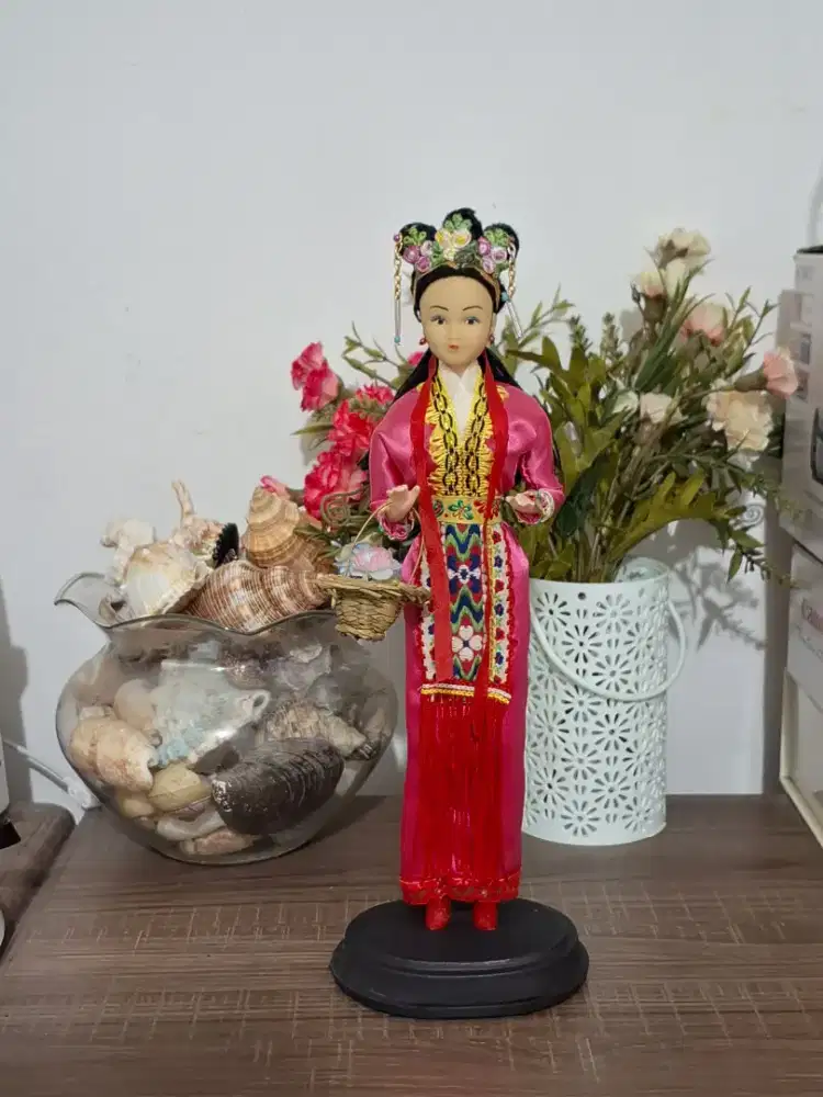 Pajangan Boneka Vintage Chinese Heritage Doll Beautifully Detailed 