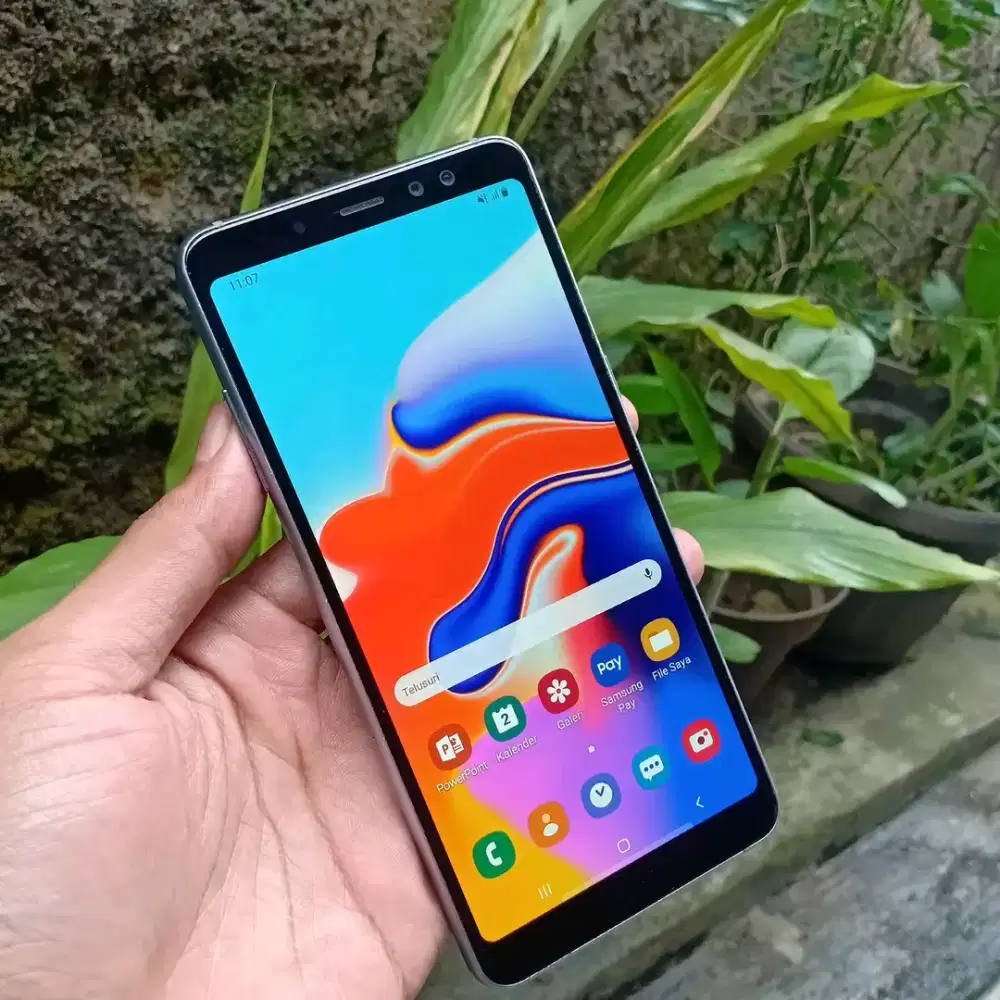 Samsung a8 plus