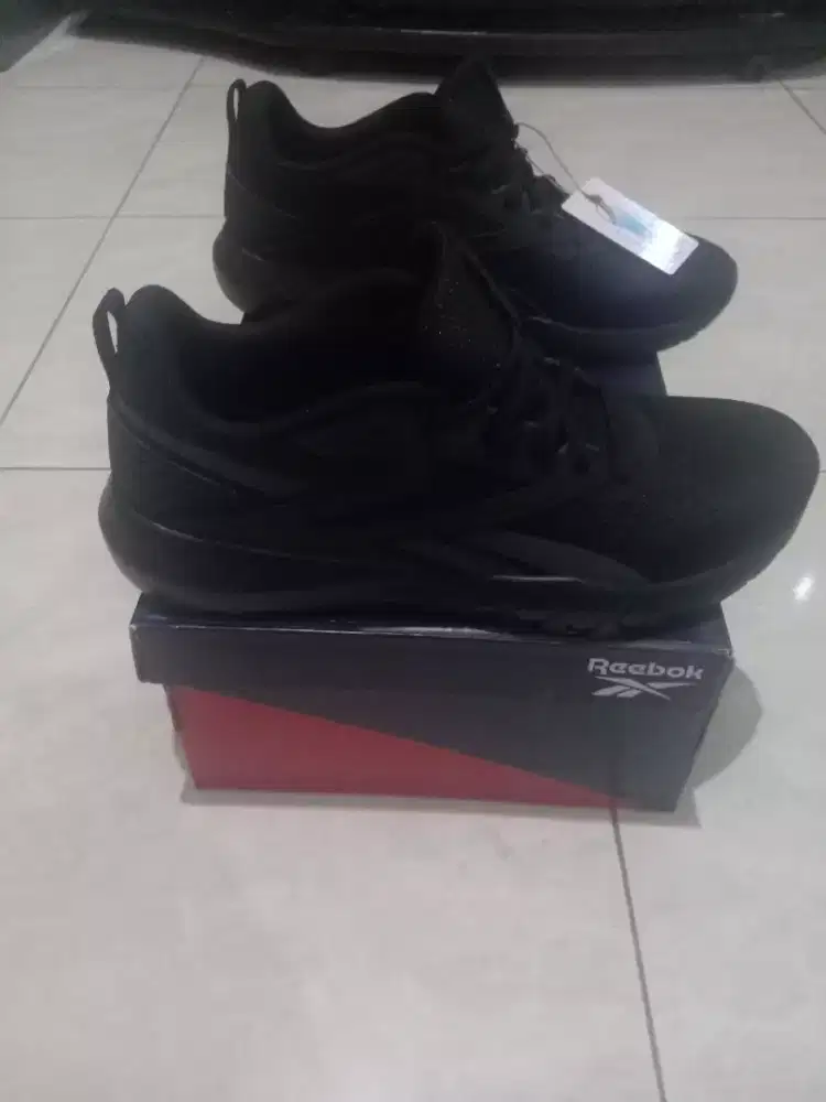 SEPARU REEBOK LUXCOMFORT 2026