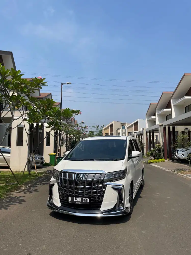 Toyota Alphard 2.4 th 2012