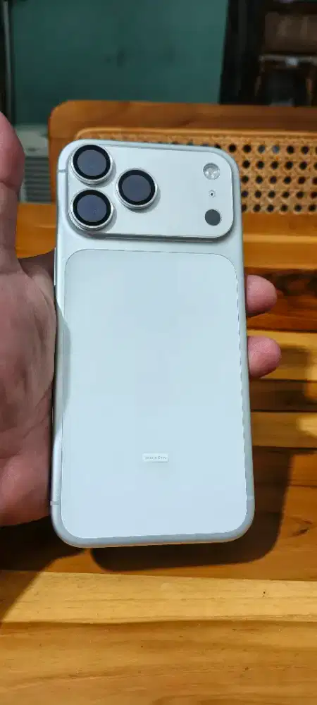iPhone 17 Pro Max Ibox