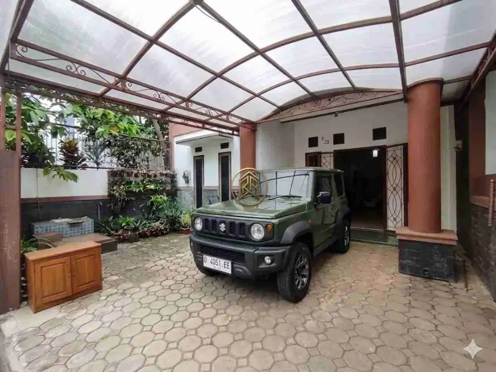 Rumah 2 lantai di Komplek one gate dkt Setra Dago Sweet Antapani Bandung