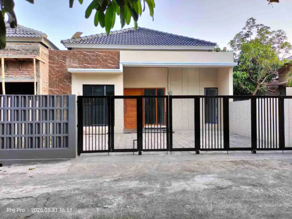RUMAH BARU DI DEKAT EXIT TOL PRAMBANAN SLEMAN YOGYAKARTA