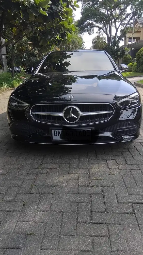 Mercedes-Benz C200 2023