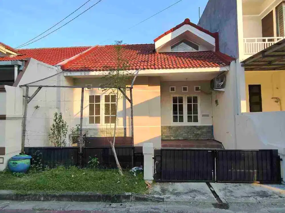 Disewakan rumah Pakuwon city, ada AC