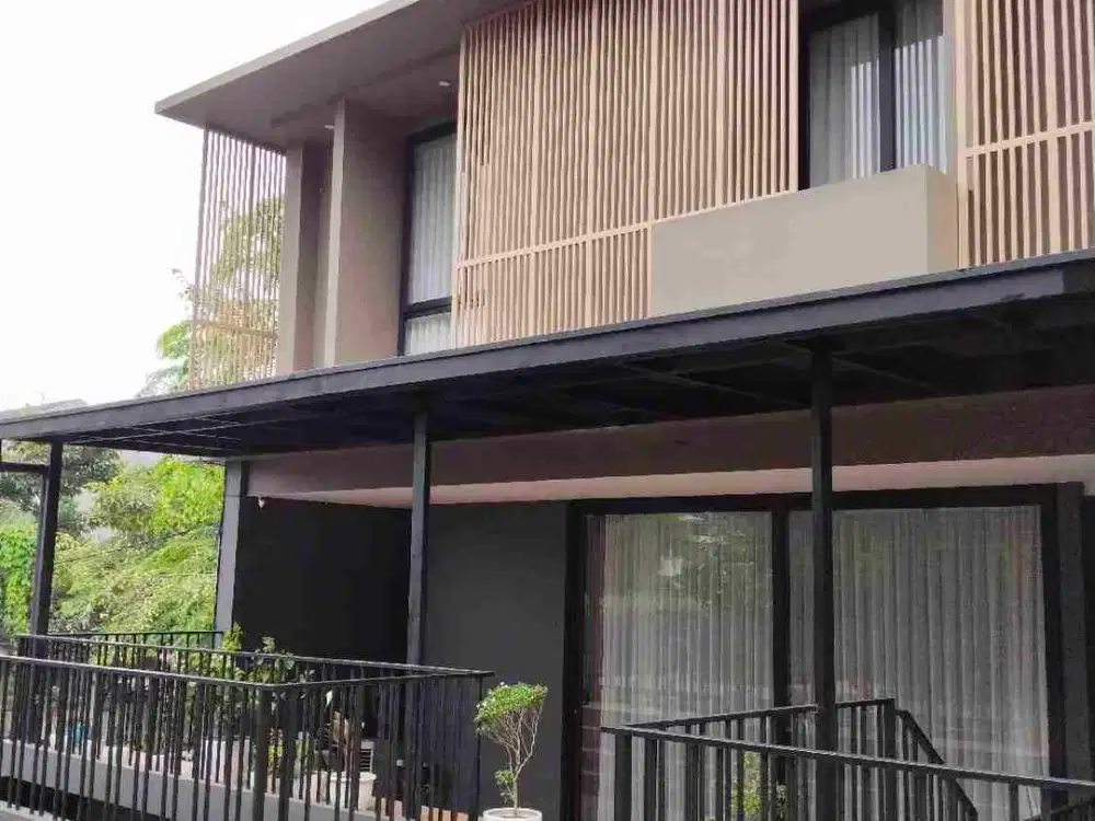 Rumah Premium 3 lantai Attic Double Dekker dengan konsep Mewah di Cilandak Jaksel