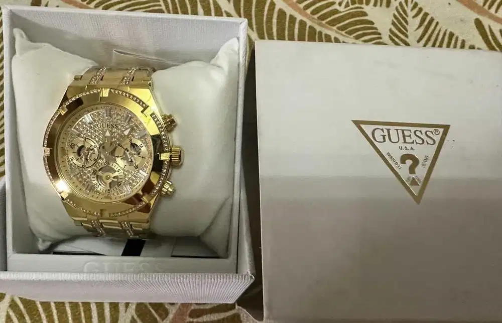 Jam tangan guess like new