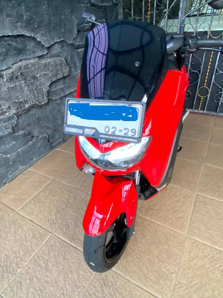 DIJUAL CEPAT – YAMAHA NMAX MERAH 2024 | TANGAN PERTAMA | PAJAK PANJANG