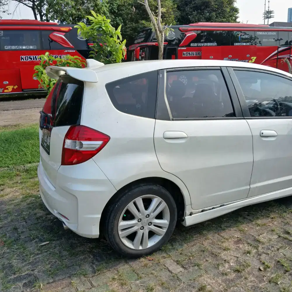 Honda Jazz GE8 type RS