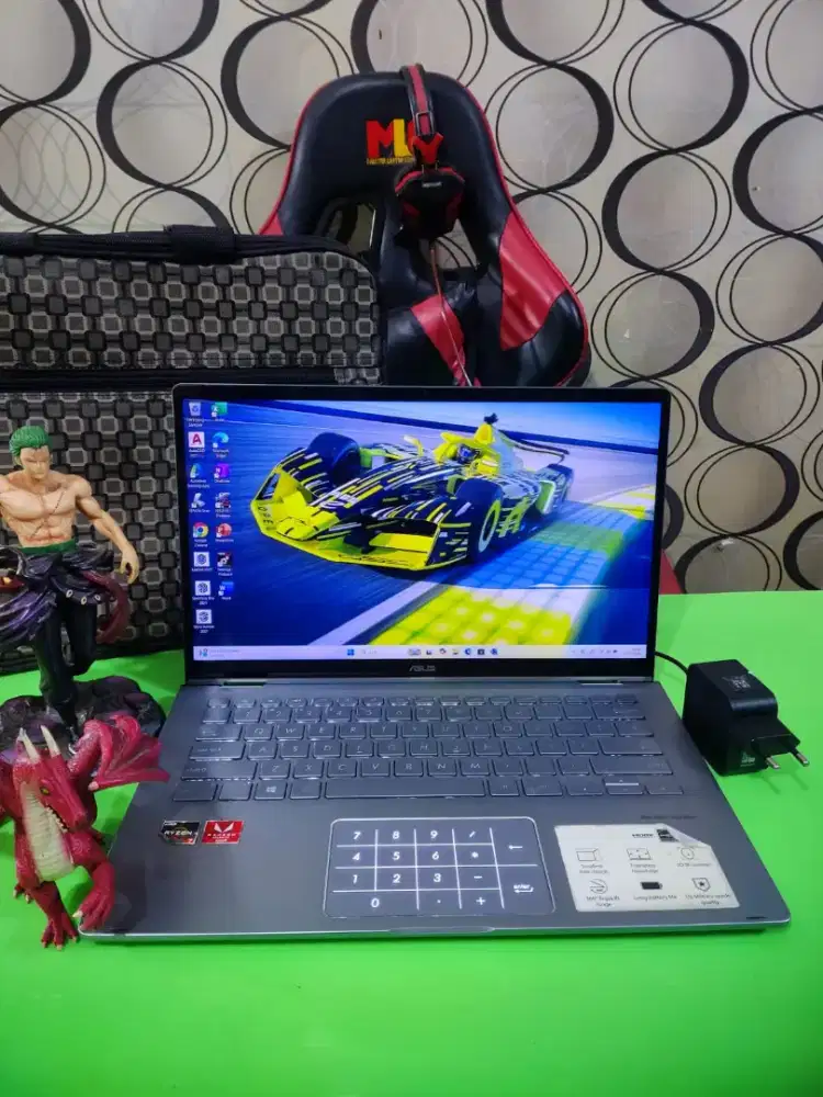 Laptop Sultan 2-in-1! Asus Zenbook Flip Ryzen 7 Touchscreen ,SSD 512GB
