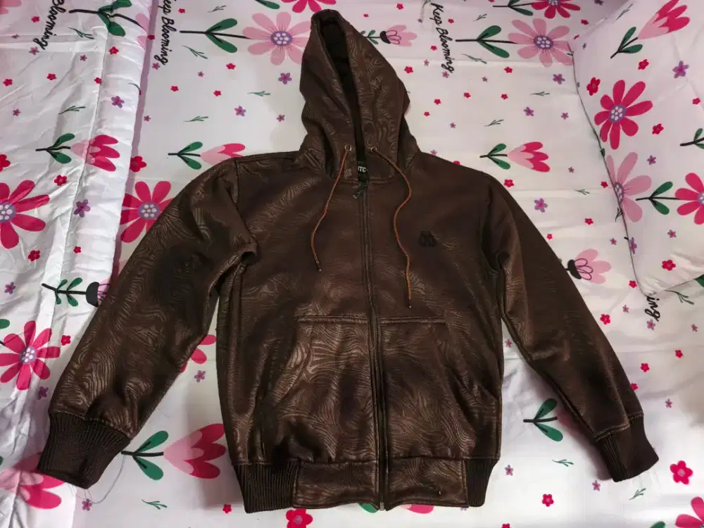 Jual Jacket Bagus baru skali pake