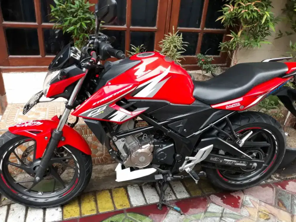 CB 150R th 2019 mulus pjk baru