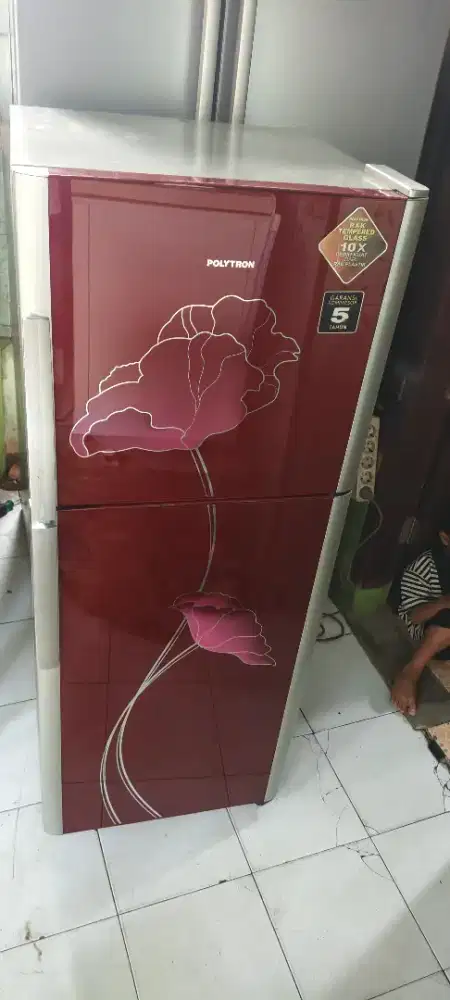 Jual kulkas 2 pintu normal dingin beku cepat merk POLYTRON
