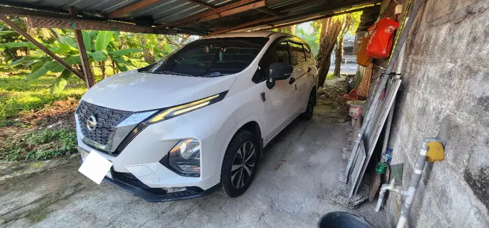 Livina 2019 Putih Good Condition