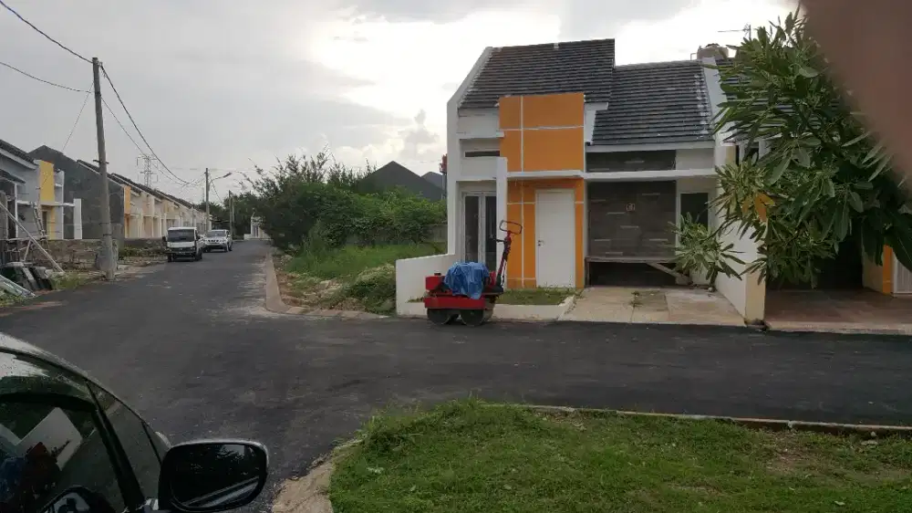 Rumah Yellow Garden