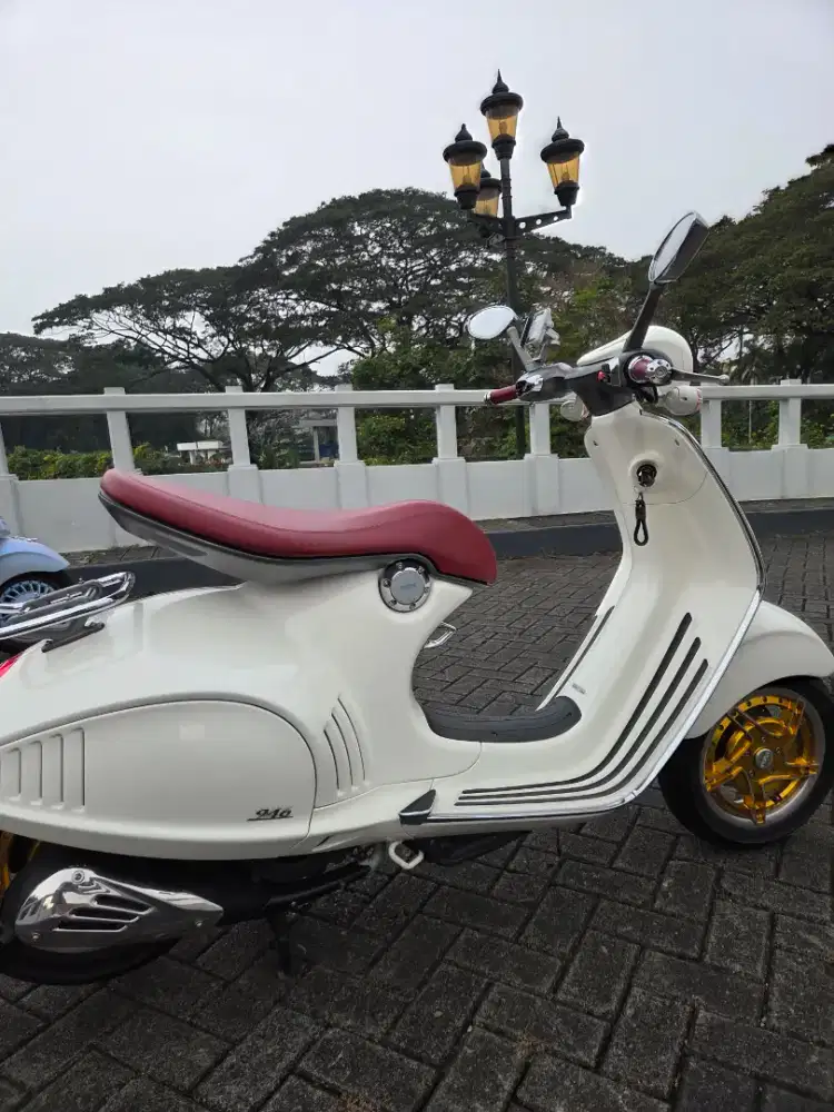 Vespa 946 richordo italiano