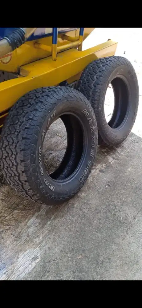 Ban Maxxis 980 R18 275 / 65