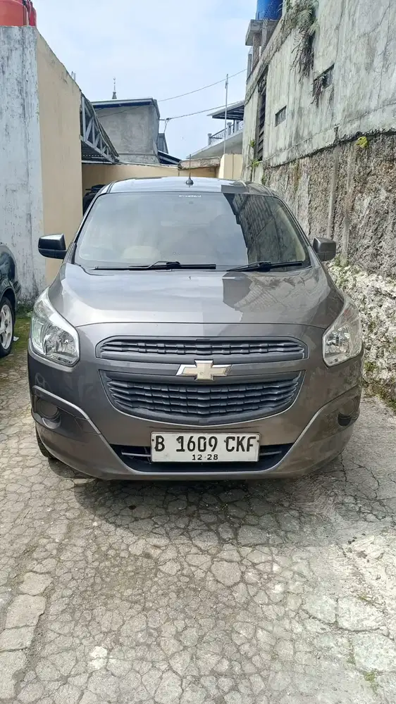 Chevrolet Spin 2013 Bensin