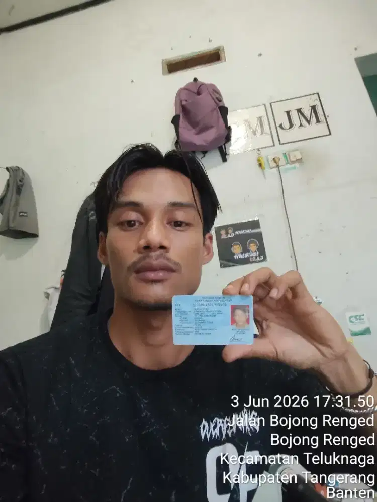 Mencari kerja supir