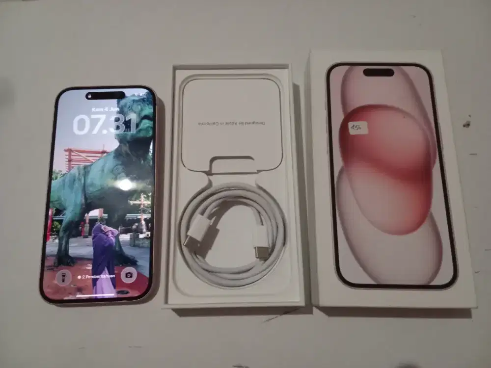 iPhone 15 ,pink 128 GB