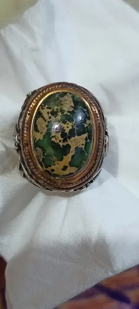 Pirus Persia Deepgreen Urat Emas indah Mewah