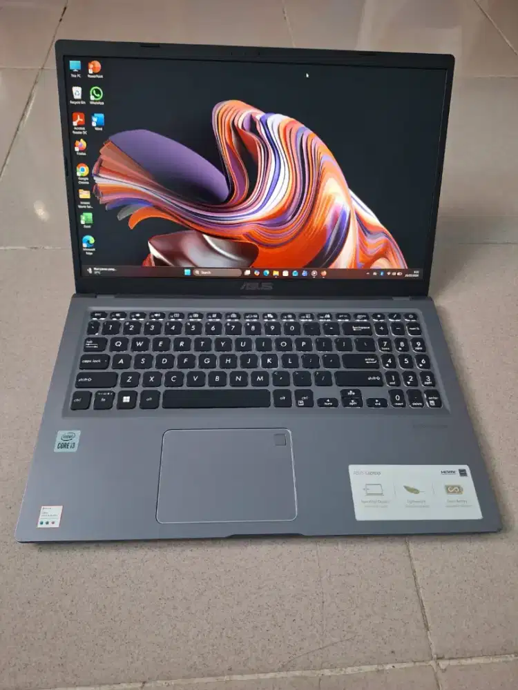 Bismillah dijual laptop Asus core i3 gen 10