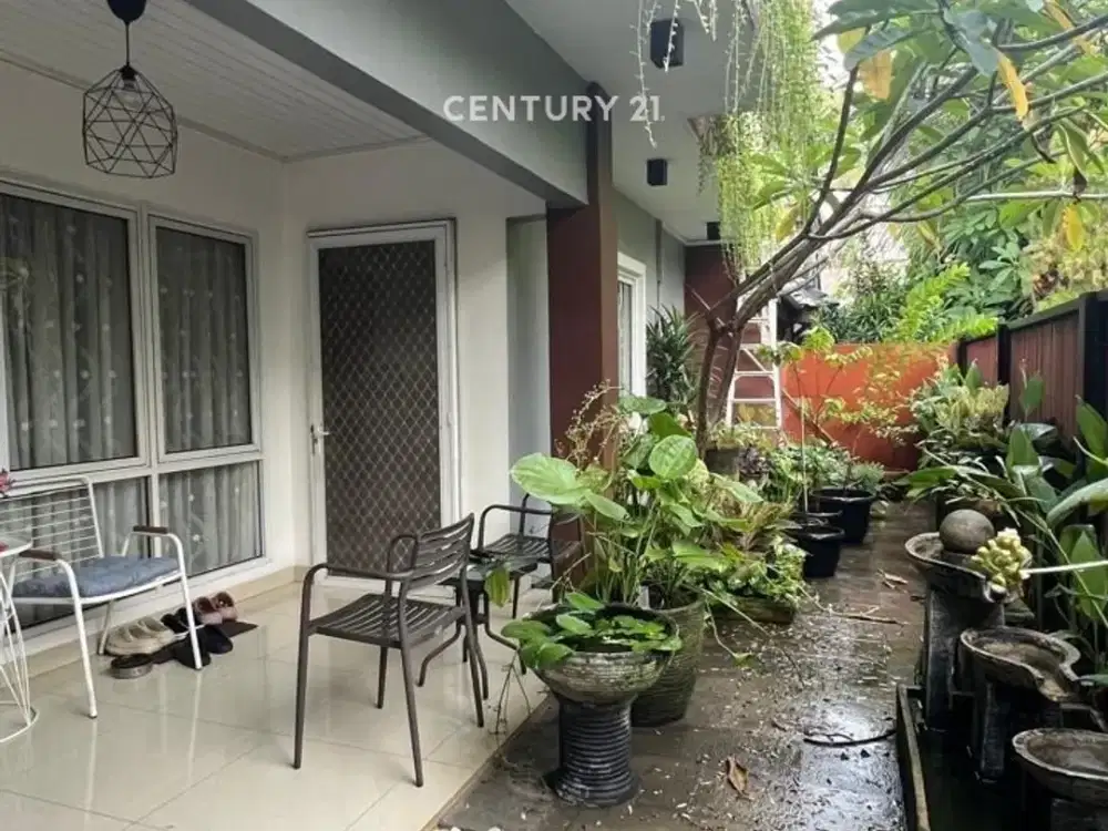 Dijual Rumah Strategis Harga Menarik Di Bintaro Sektor 9