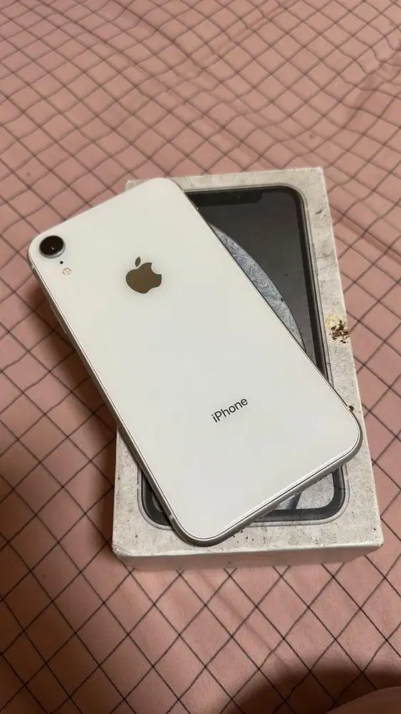 I phone xr 128gb fullset