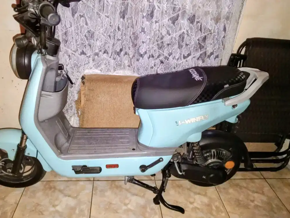 Sepeda listrik Uwinfly DF8 second