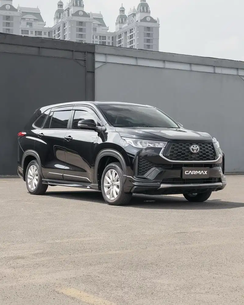 Toyota Inova Zenix tipe V Hybrid 2025