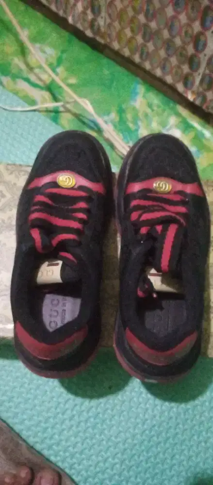 Urgent merk Gucci buat wanita