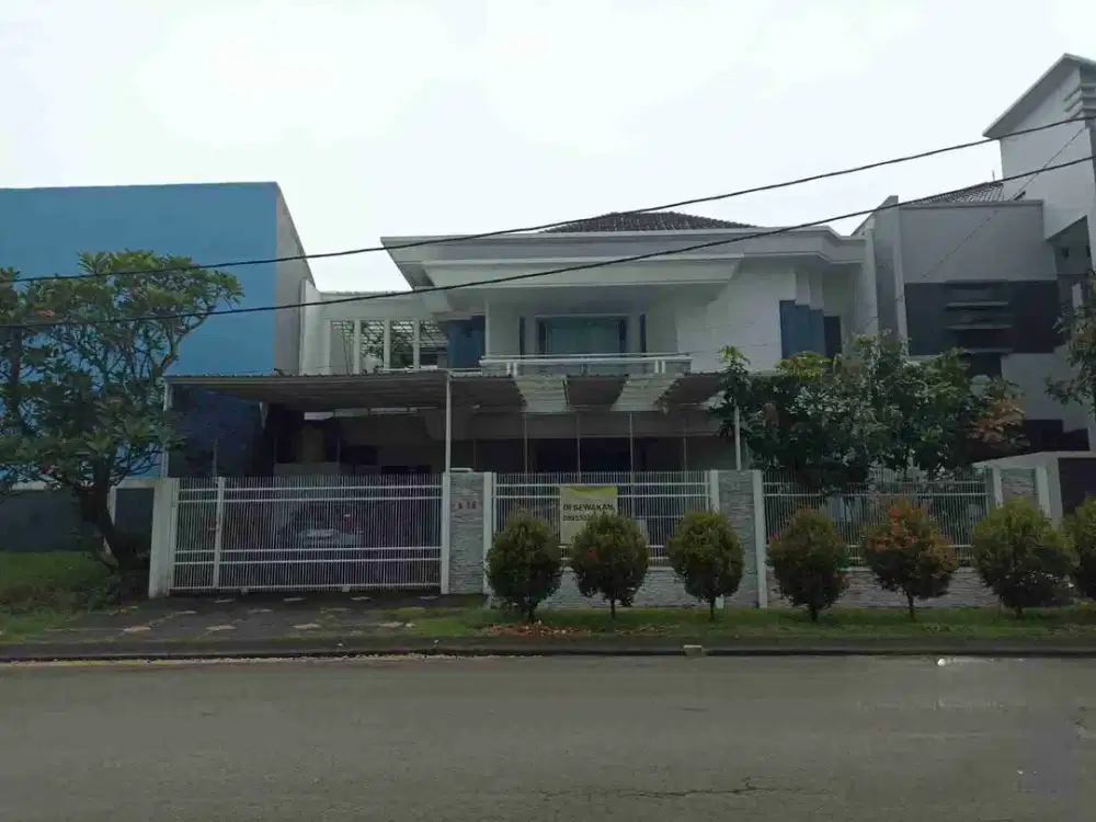 RUMAH MEWAH 2 LANTAI VILA DAGO, SIAP USAHA