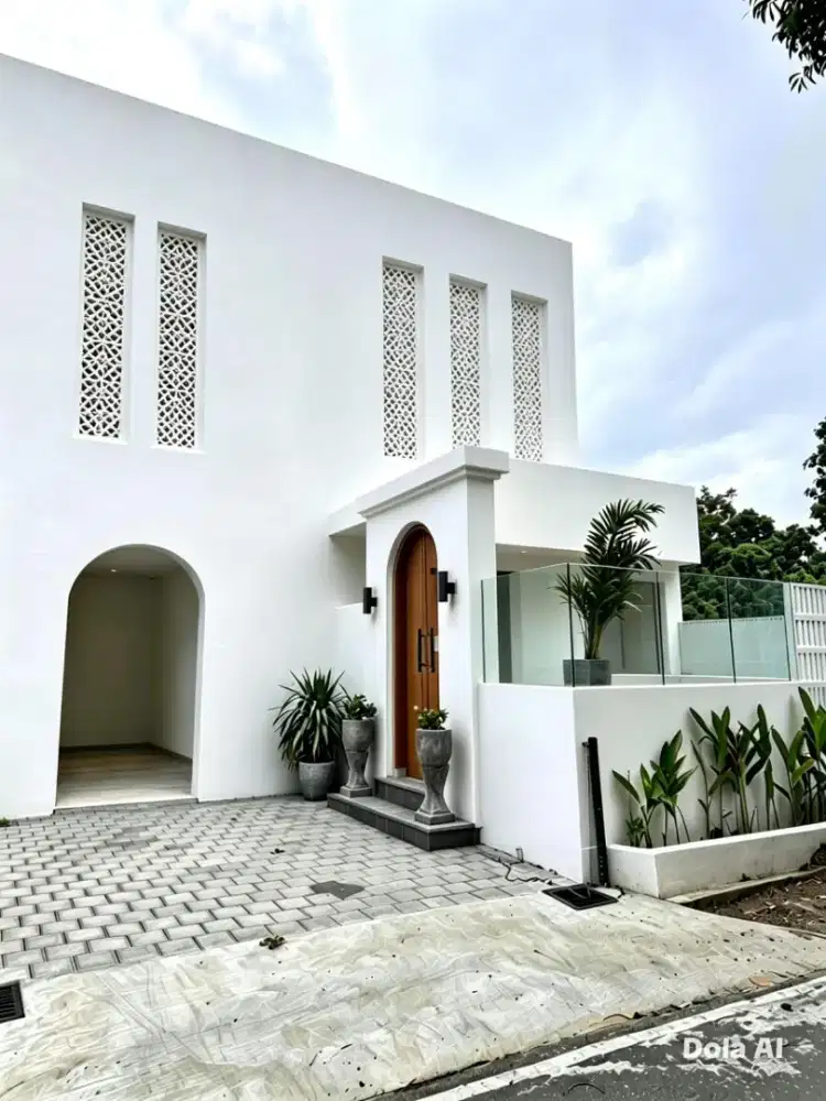 Jual villa baru indent lantai 2 di Jl Mertasari Kerobokan Bali