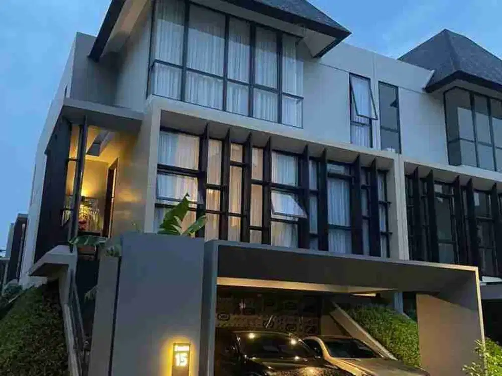 DIJUAL RUMAH 3 lantai , full furnished DI LEBAK BULUS, JAKARTA SELATAN