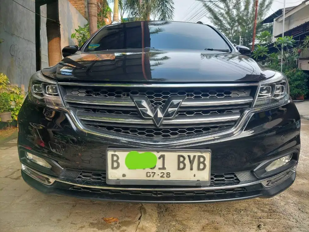 Wuling Cortez 1.8 AMT L Lux Plus 2018 Kilometer 49 Ribu Record