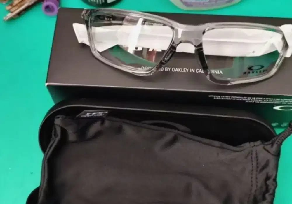 Kacamata oakley crosslink zero grey shadow ori optik seis