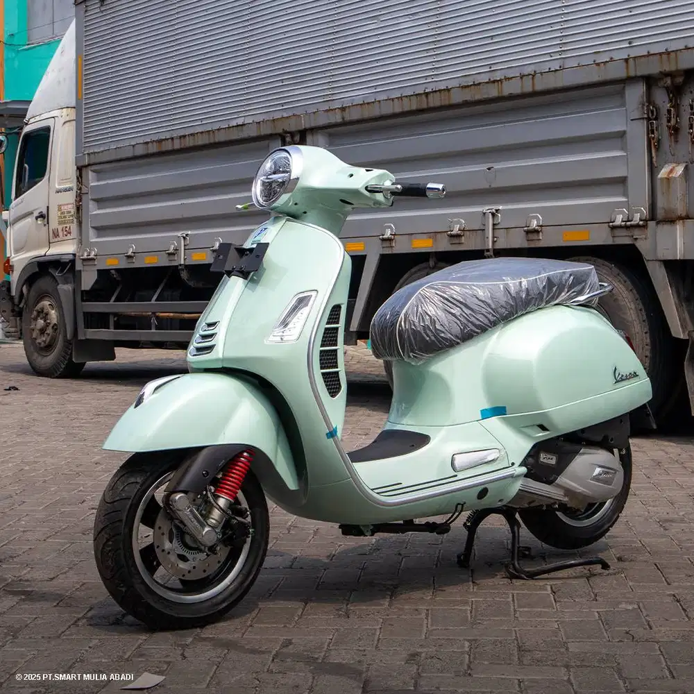 VESPA GTS 150 2023