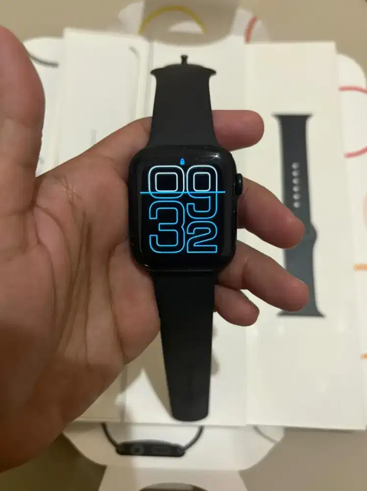 Apple watch series se2 44mm ex garansi resmi fullset ori mulus bh88%
