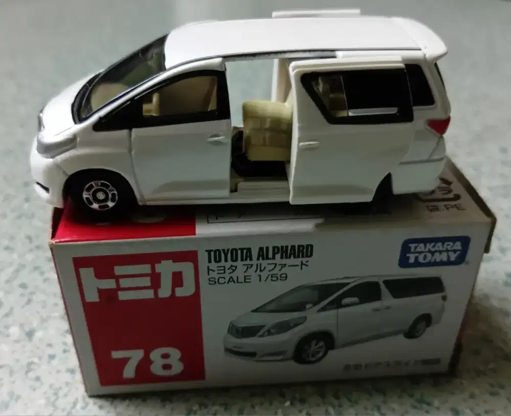 Takara Tomy Toyota Alphard no 78
