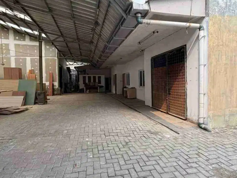 Disewakan Kavling Luas Dekat Metro Permata Pinggir Jalan Raya Karang Tengah Tangerang